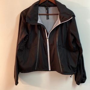 Mondetta windbreaker. Ladies size M